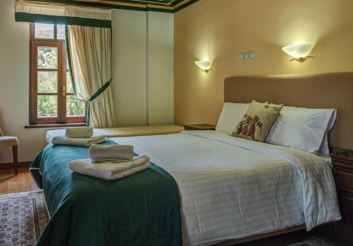 Arxontiko Krana Hotel Aszprángeli Kültér fotó